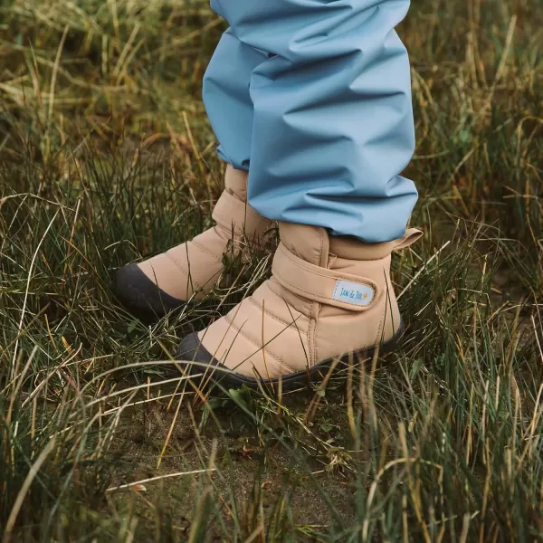 imageJAN ampamp JUL ToastyDry WaterResistant Winter Boots for ToddlersSoft Brown