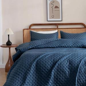 imageDOWNCOOL Black Twin Quilt Set 2Pcs Ultrasonic Process Leaf Texture Pattern Twin Quilt Bedding Set Soft Lightweight Bedspread Coverlet All Season Quilt Twin Size68quotx86quot ampamp 1 Pillow Sham02 Navy