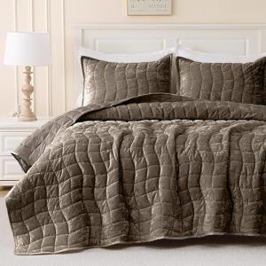 image:imageDOWNCOOL Velvet Quilt Set King Size 3 Pieces Soft Lightweight Quilted Velvet Bedspread Coverlet Bedding with 2 Pillow Shams for All Season Cream WhiteMocha Brown