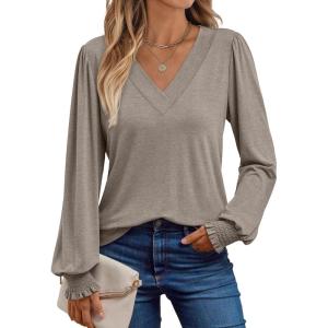 imageAUTOMET Womens TShirts Long Sleeve Tops V Neck Blouses Dressy Business Casual Fall Fashion 2025 Trendy Outfit Winter ClothesTan