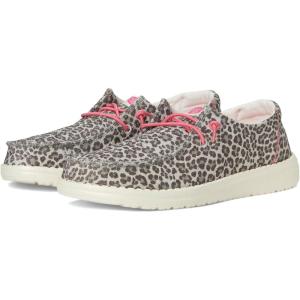 imageHEYDUDE Womens Wendy Luxe Leo Little Big Kid SlipOnNaturalBlack