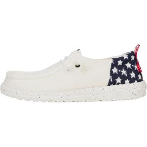 imageHEYDUDE Womens Wendy AmericanaPatriotic LoaferFunk WhiteNavy Blazer