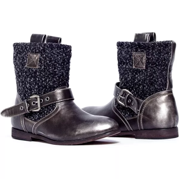 Muk Luks Womens MEEAH Short Buckle BootDistressed Black