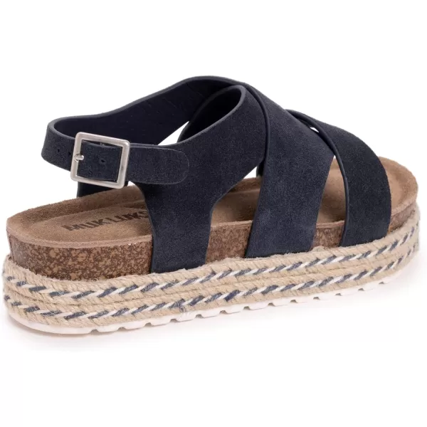 MUK LUKS Beach Bingo Womens SandalNavy