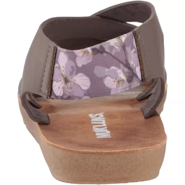 MUK LUKS Womens About Mary Sandal FlatGrey