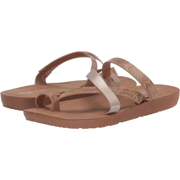 MUK LUKS Womens About Town SandalMetallic Pearl