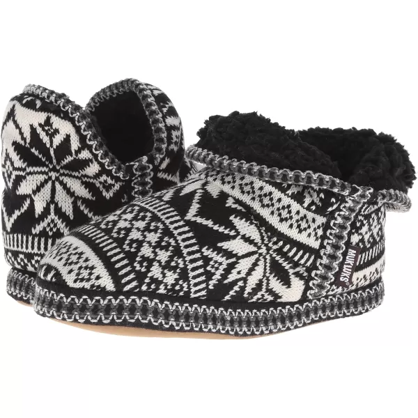 MUK LUKS Womens Amira Short Slipper BootieBlackWhite