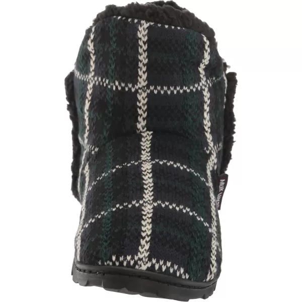 MUK LUKS Womens Cheyenne SlippersNavy Plaid