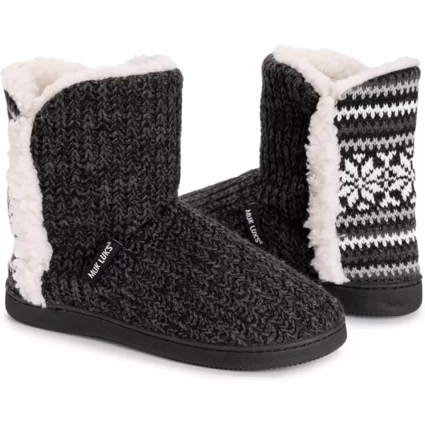 MUK LUKS Womens Cheyenne SlippersWhiteBlack