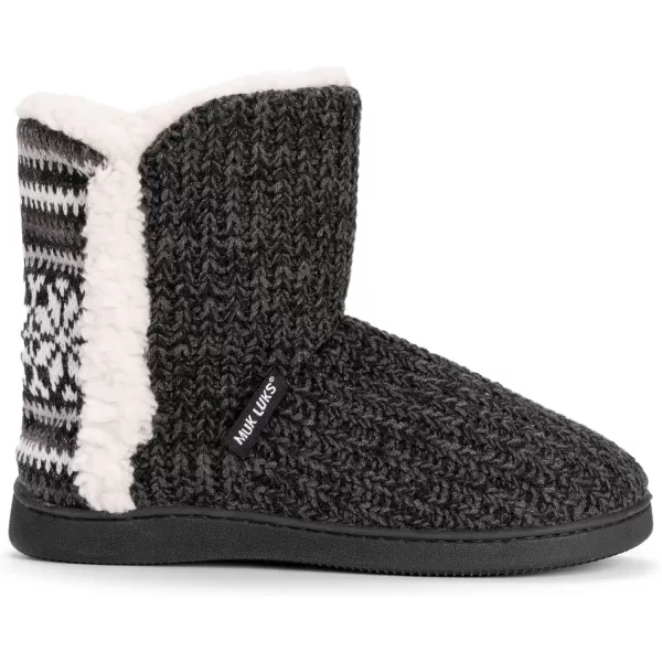 MUK LUKS Womens Cheyenne SlippersWhiteBlack