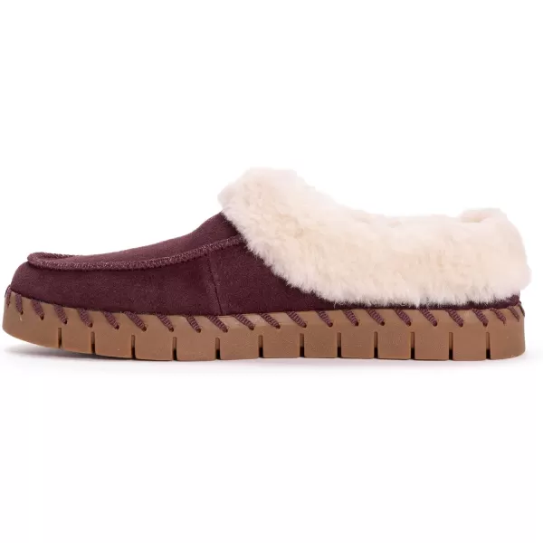 MUK LUKS Womens Flexi Buffalo Shoe ClogBordeaux