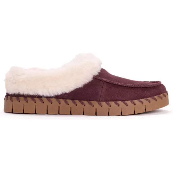 MUK LUKS Womens Flexi Buffalo Shoe ClogBordeaux