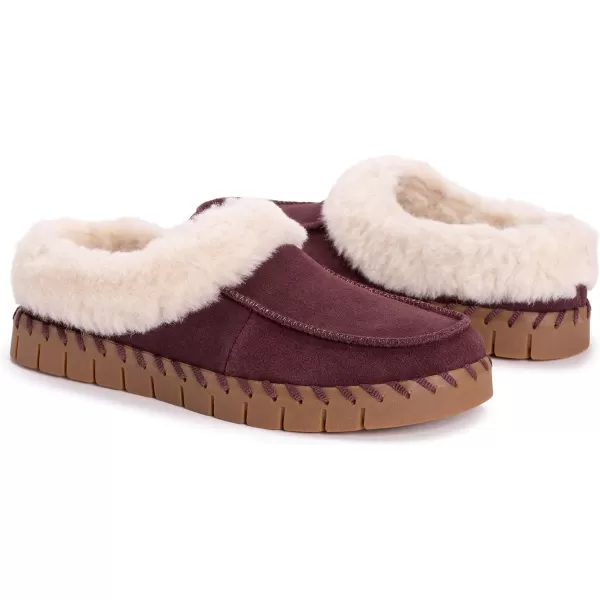 MUK LUKS Womens Flexi Buffalo Shoe ClogBordeaux