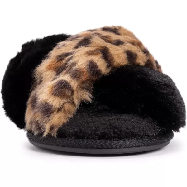 MUK LUKS Womens Prym SlipperLeopard