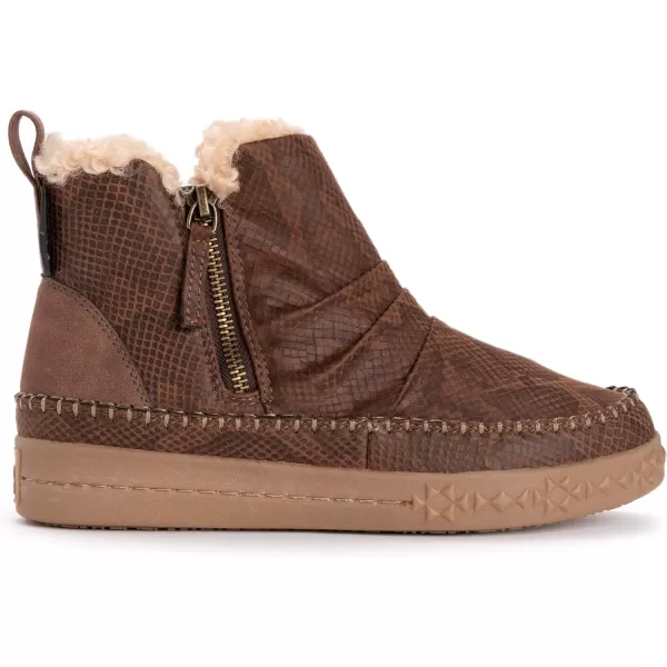 MUK LUKS Womens Street Richmond BootsBrown Snake