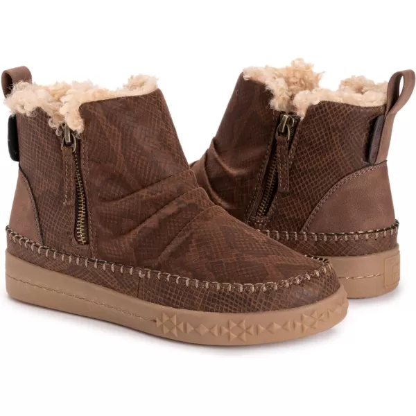 MUK LUKS Womens Street Richmond BootsBrown Snake