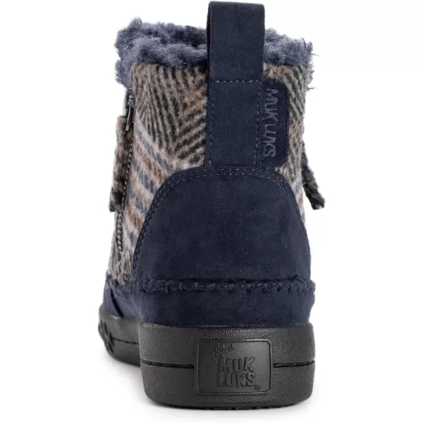 MUK LUKS Womens Street Richmond BootsNavy Plaid