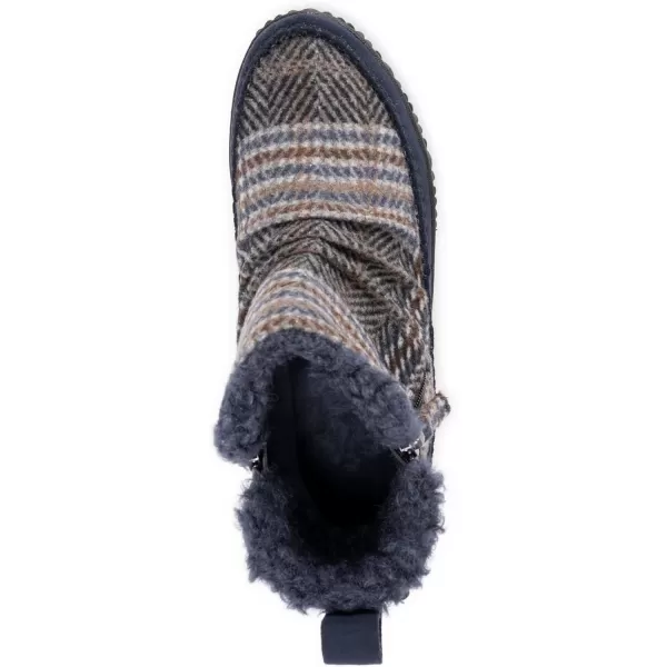 MUK LUKS Womens Street Richmond BootsNavy Plaid