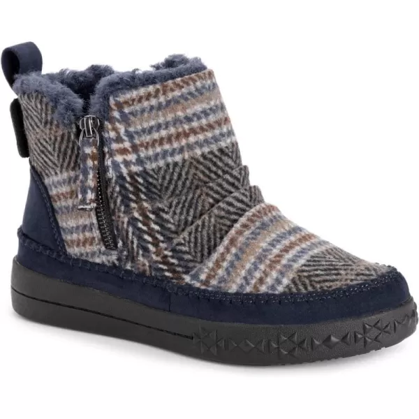 MUK LUKS Womens Street Richmond BootsNavy Plaid