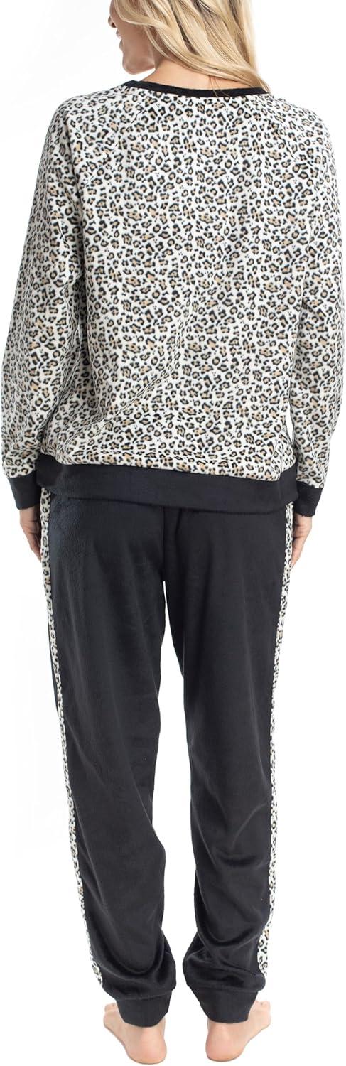 imageMUK LUKS Likely to Lounge Womens 2Piece Pajama Set Minky Fleece Long Sleeve and Jogger Pjs Pijamas de MujerBlackLeopard