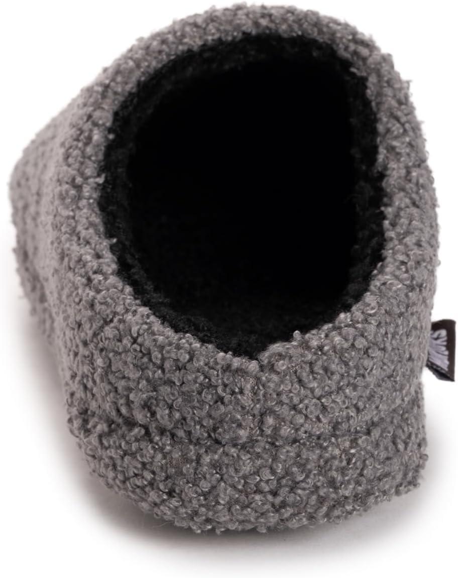 imageMUK LUKS Womens Novelty Punch Needle Grey CatGreyCat