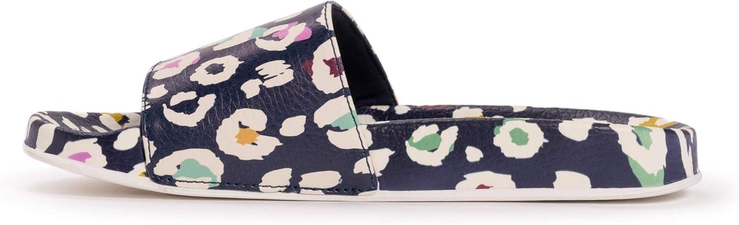 imageMUK LUKS womens Pool PartyLeopard