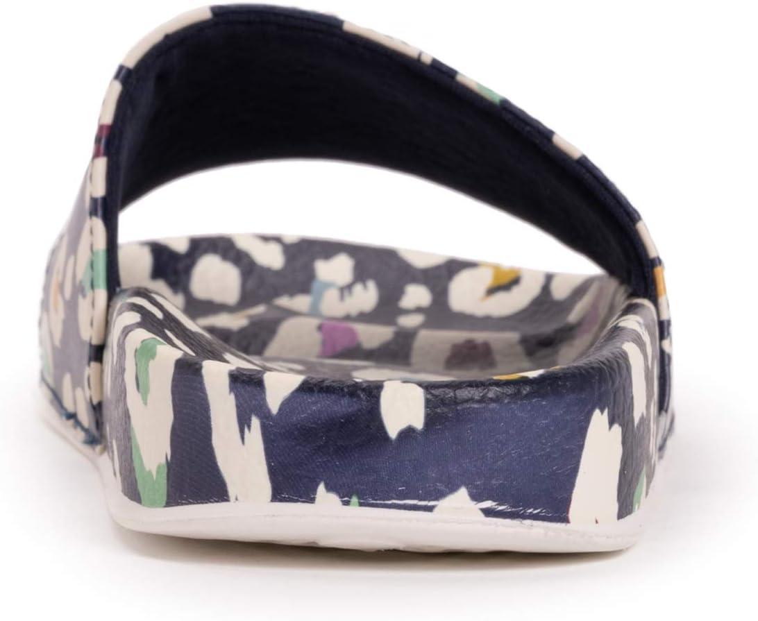 imageMUK LUKS womens Pool PartyLeopard