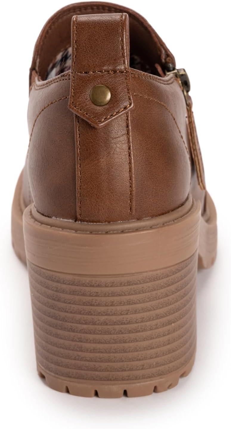 imageMUK LUKS Womens Lainey ShootieDark Tan