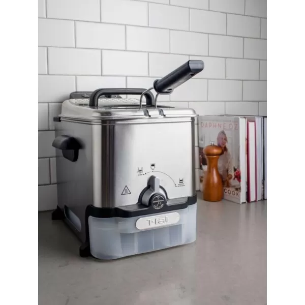 T-fal 3.5L Deep Fryer with Basket, 1700W, Oil Filtration, Temp Control, Digital Timer, Dishwasher Safe Parts