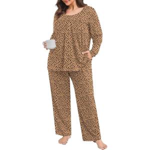 imagePOSESHE Womens Plus Size Pajama Sets Long Sleeve 2 Piece Crew Neck Lounge Sleepwear Ladies Cute Pjs Sets with Pockets 2025Khaki Leopard